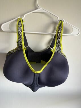 Freya Active Sonic Underwire Spacer Sports Bra 34I US / 34G UK Lime Lite Grey